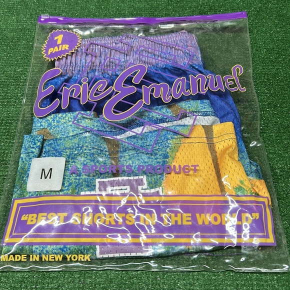Eric Emanuel shorts size M